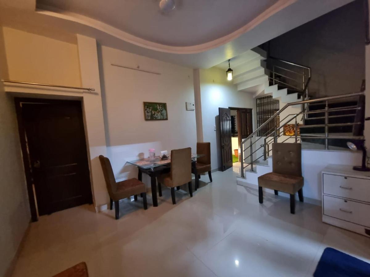 Leela Homestay Jabalpur - Lily - 2 Bhk Luxury Appartment Extérieur photo