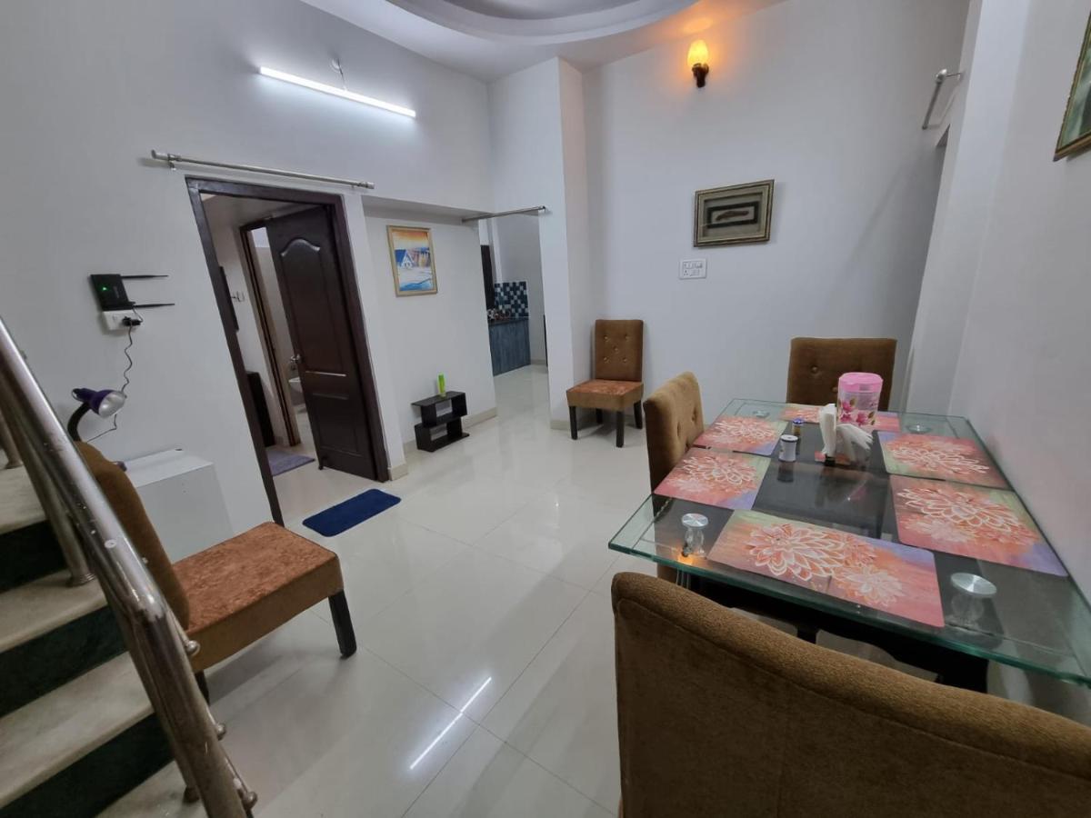 Leela Homestay Jabalpur - Lily - 2 Bhk Luxury Appartment Extérieur photo