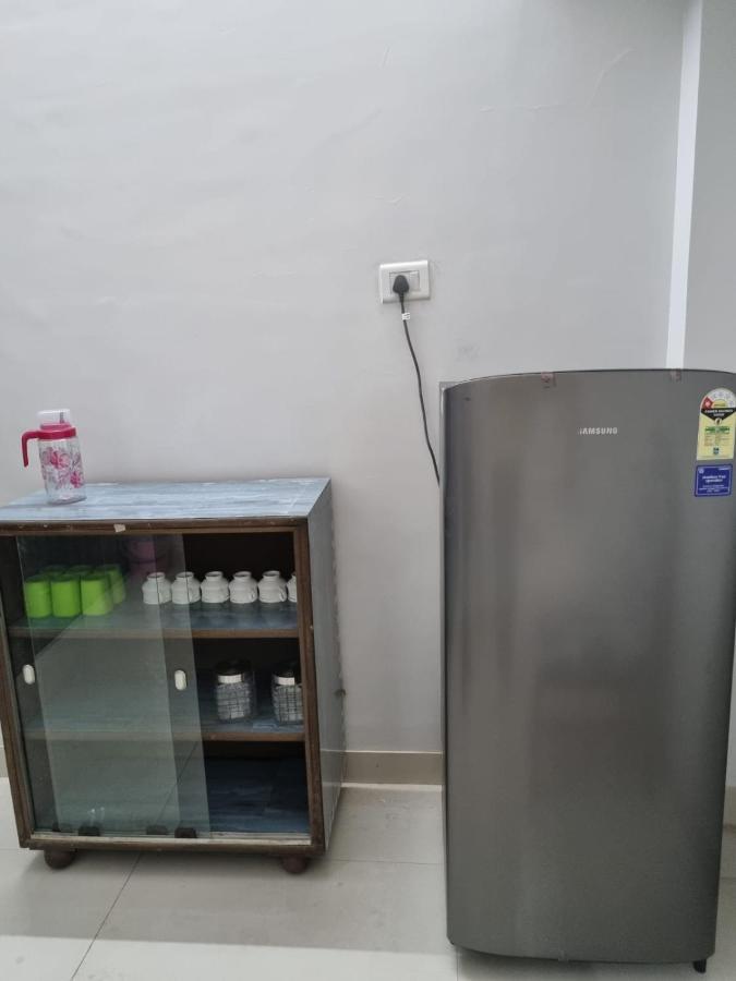 Leela Homestay Jabalpur - Lily - 2 Bhk Luxury Appartment Extérieur photo